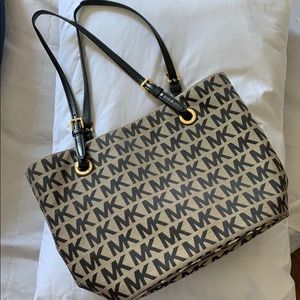 Michael Kors Shoulder Bag